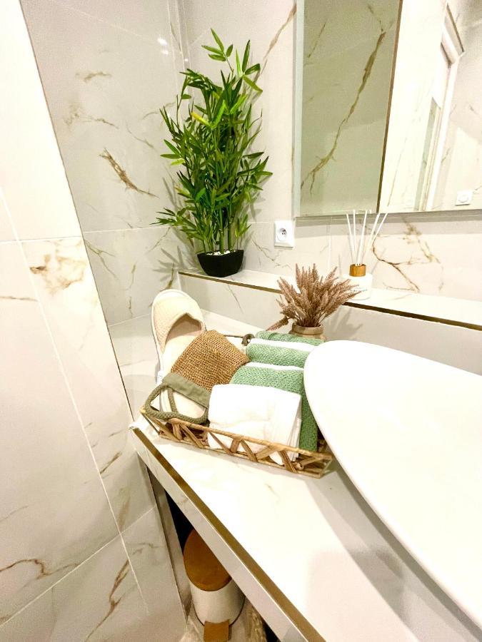Spacious Loft, Duplex, Old Town, 3 Bedrooms - Easy Check-In Nice Dış mekan fotoğraf